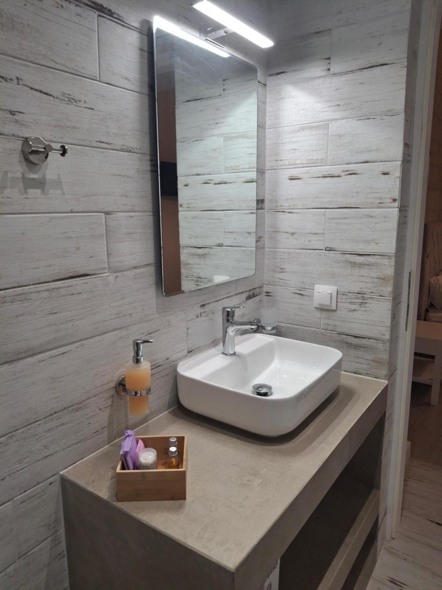 Sousouro House Apartment Kassiopi Bagian luar foto