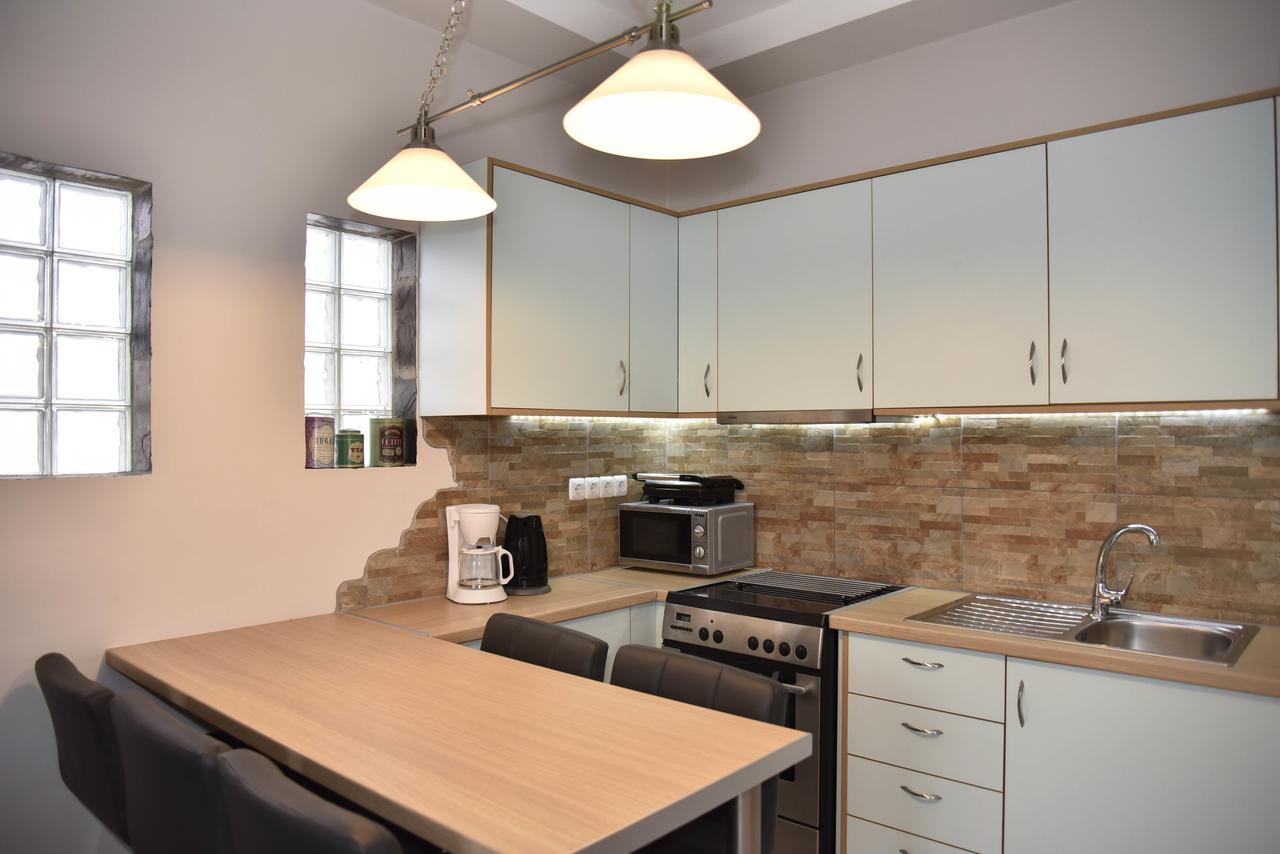 Sousouro House Apartment Kassiopi Bagian luar foto
